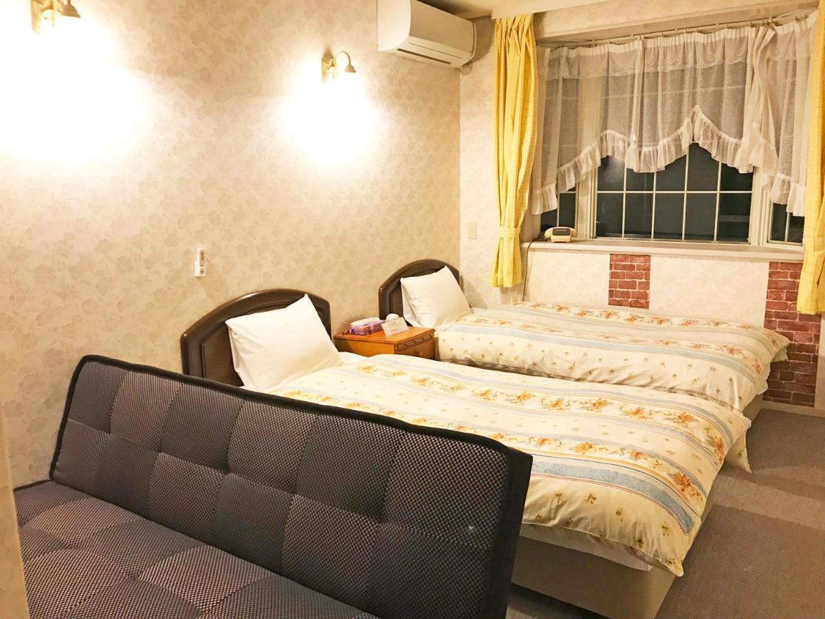 ペンション百万本のバラ "A Million Roses" Hotel ชิโมดะ ภายนอก รูปภาพ