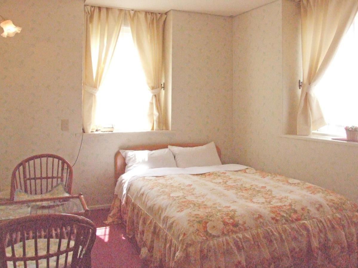 ペンション百万本のバラ "A Million Roses" Hotel ชิโมดะ ภายนอก รูปภาพ